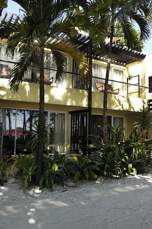 Boracay Sandcastles The Apartments Balabag  Bagian luar foto