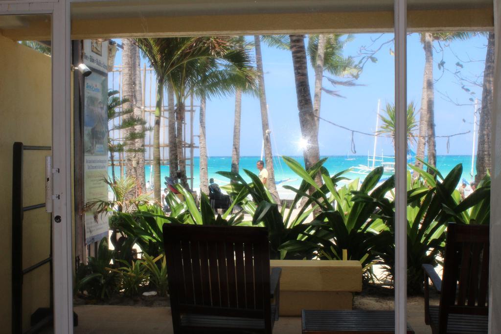 Boracay Sandcastles The Apartments Balabag  Bagian luar foto