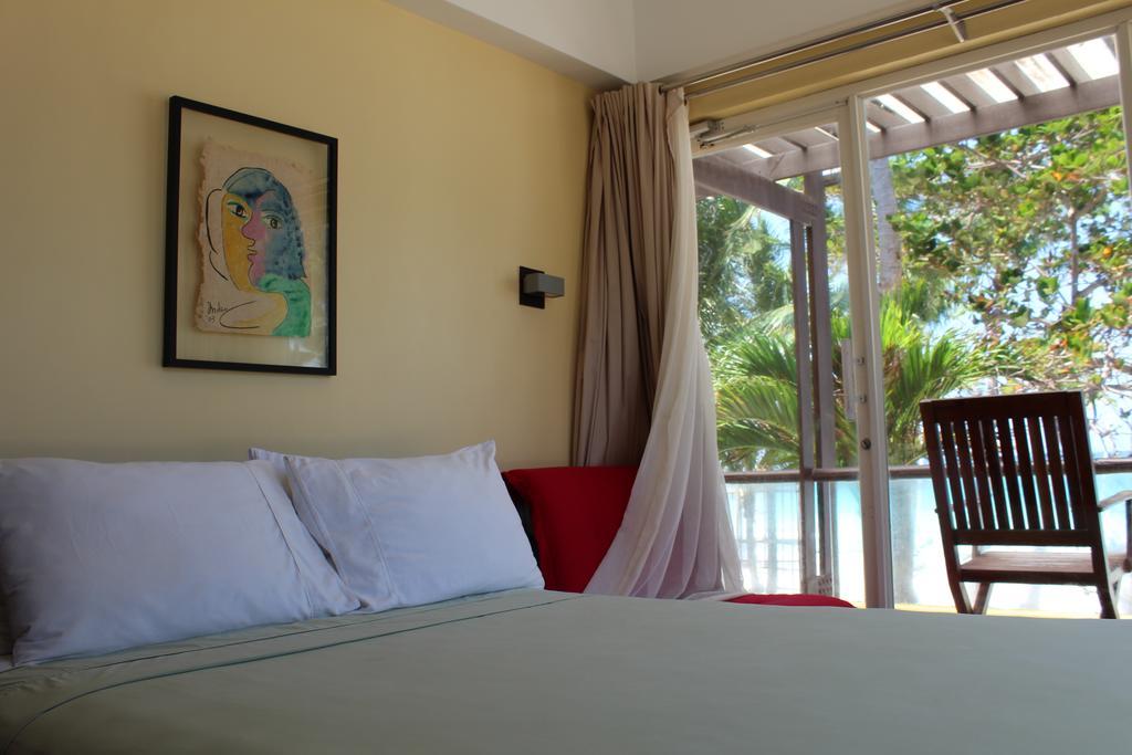 Boracay Sandcastles The Apartments Balabag  Bagian luar foto